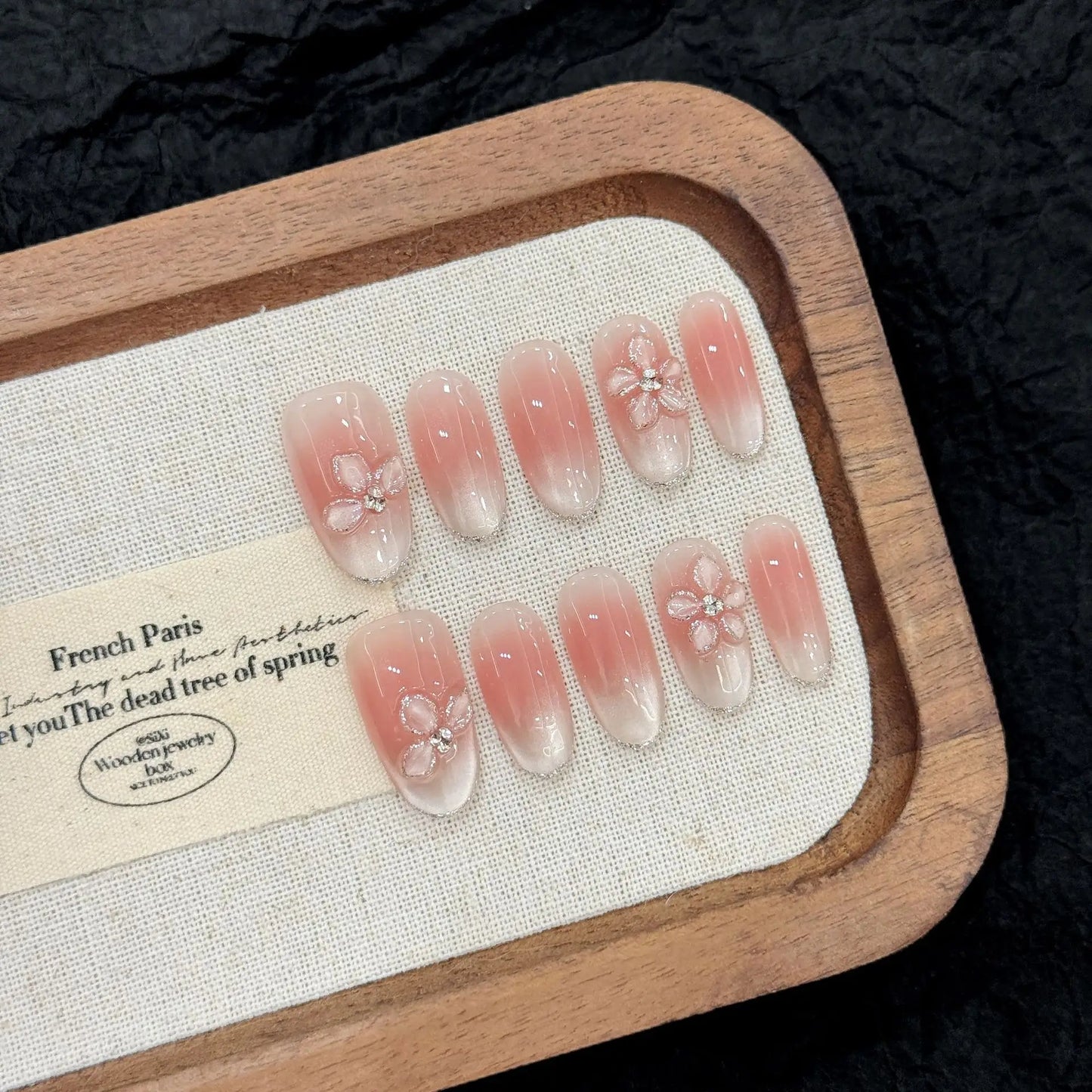10Pcs Cat Eye French Short Almond Handmade Fake Nails with Diamond Decoration Design Nail Art Simple Fashion Press on False Nail