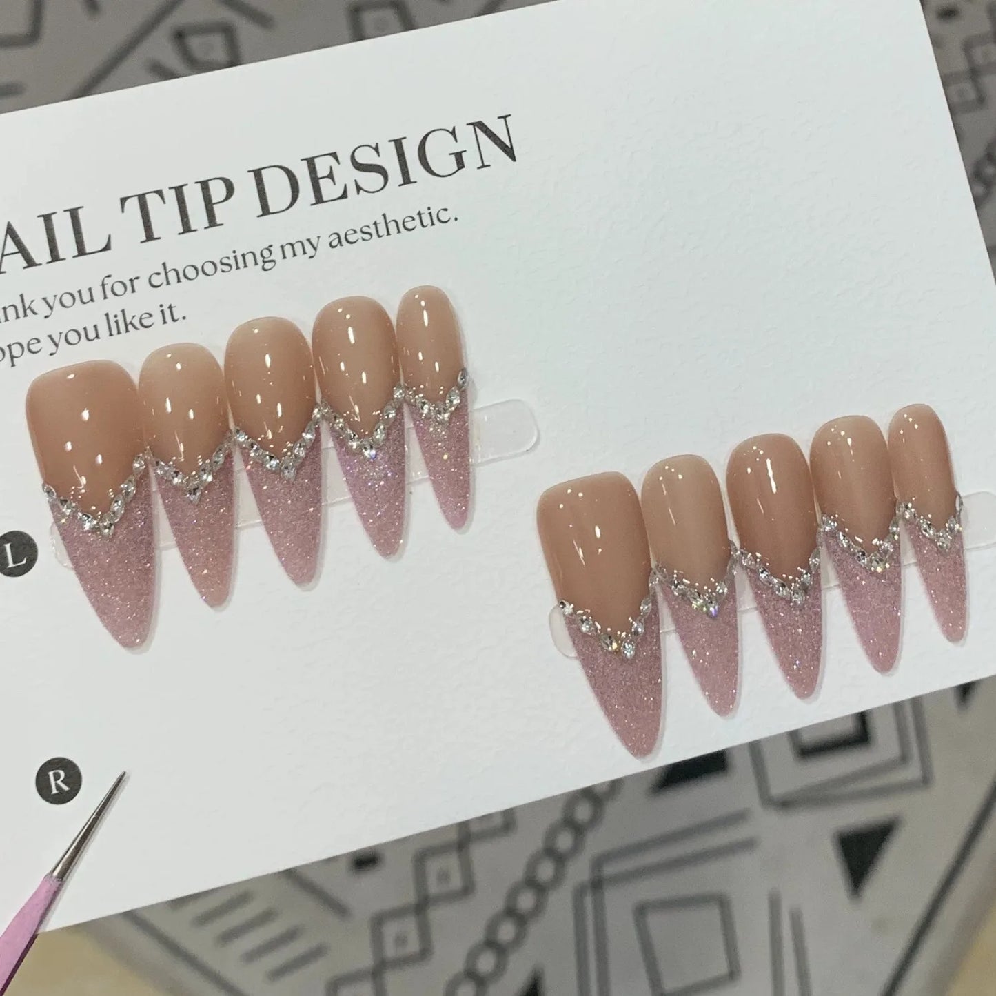 10Pcs Cat Eye Almond Handmade Press on Nails Fake Nails with Rhinestone Design Wearable Stick-on Nails False Nail Uñas Postizas