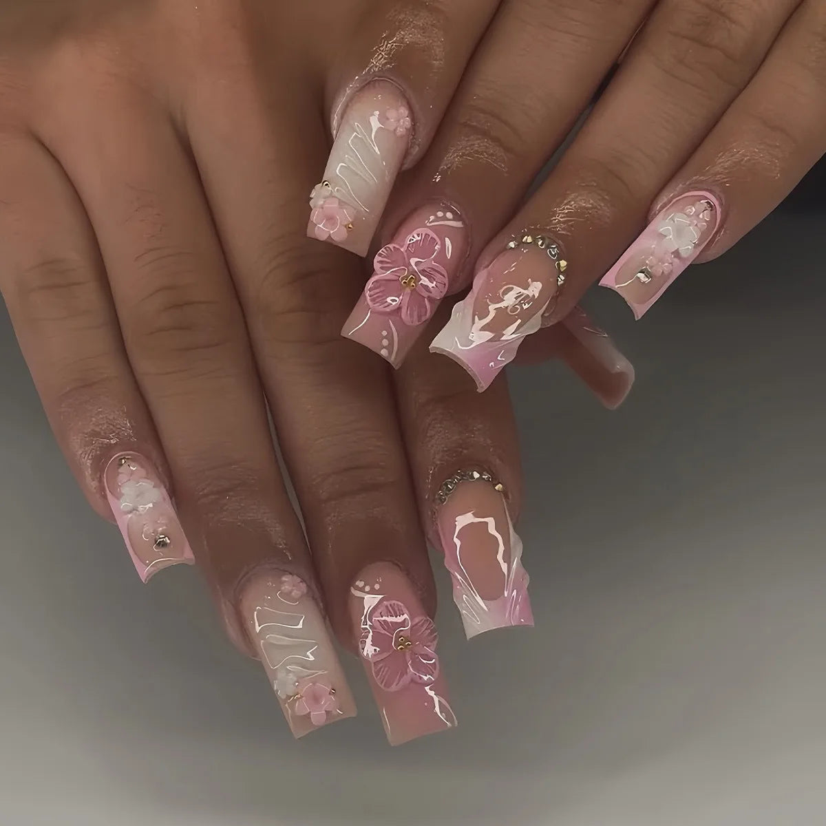 24pcs Blush Pink French Press On Nails Hand-painted White Flower Gold Ball Designs Fake Nail Short Square Korean False Nail Tips