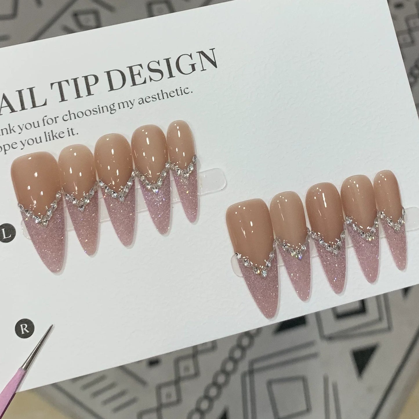 10Pcs Cat Eye Almond Handmade Press on Nails Fake Nails with Rhinestone Design Wearable Stick-on Nails False Nail Uñas Postizas