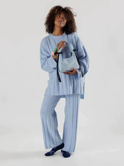 Nueva tendencia de moda, bolso sencillo tipo axila. 