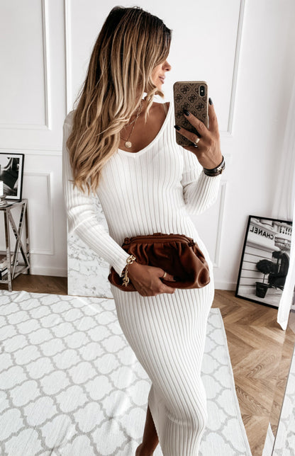 Vestido liso de manga larga para otoño e invierno. 