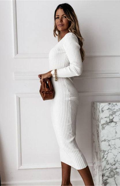 Vestido liso de manga larga para otoño e invierno. 
