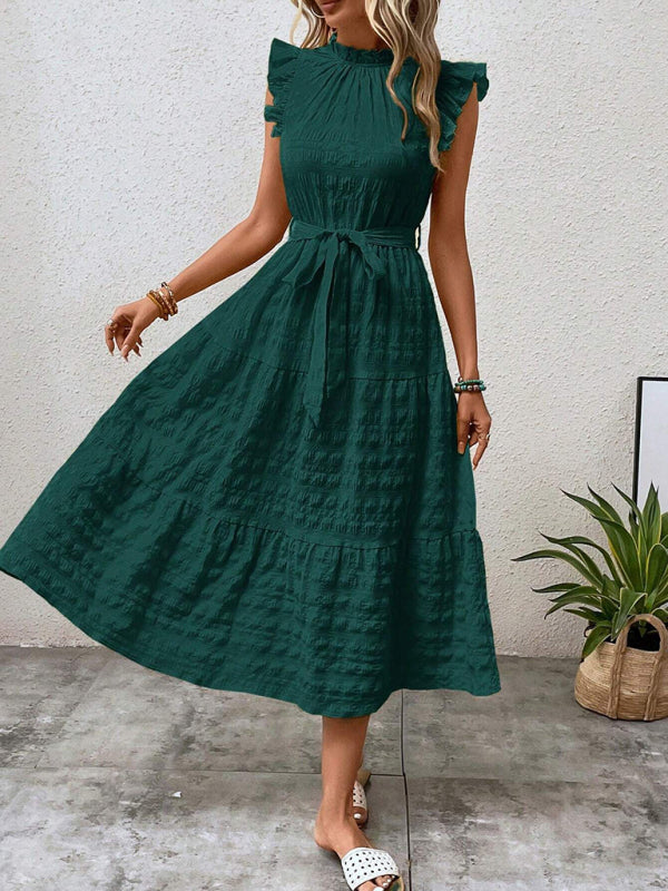Nuevo vestido texturizado con cordones y mangas voladoras con volantes 