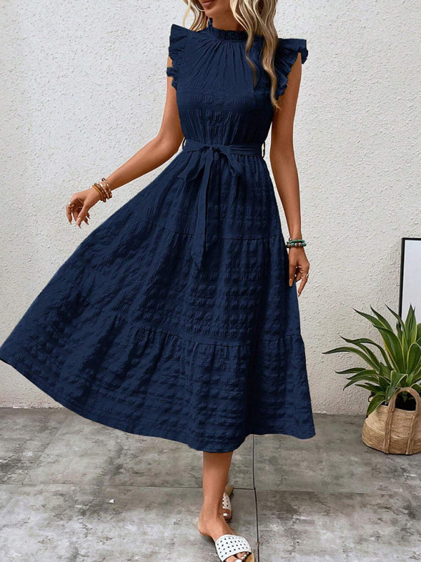 Nuevo vestido texturizado con cordones y mangas voladoras con volantes 