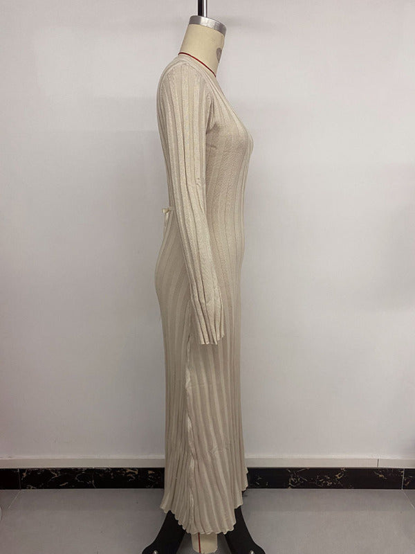 Vestido de punto de manga larga con cuello en V 