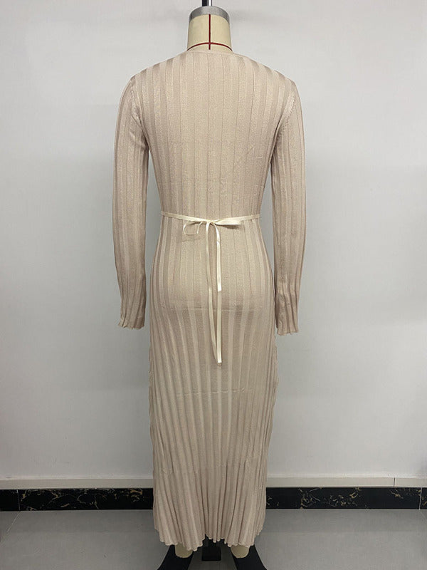 Vestido de punto de manga larga con cuello en V 