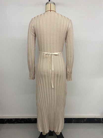 Vestido de punto de manga larga con cuello en V 